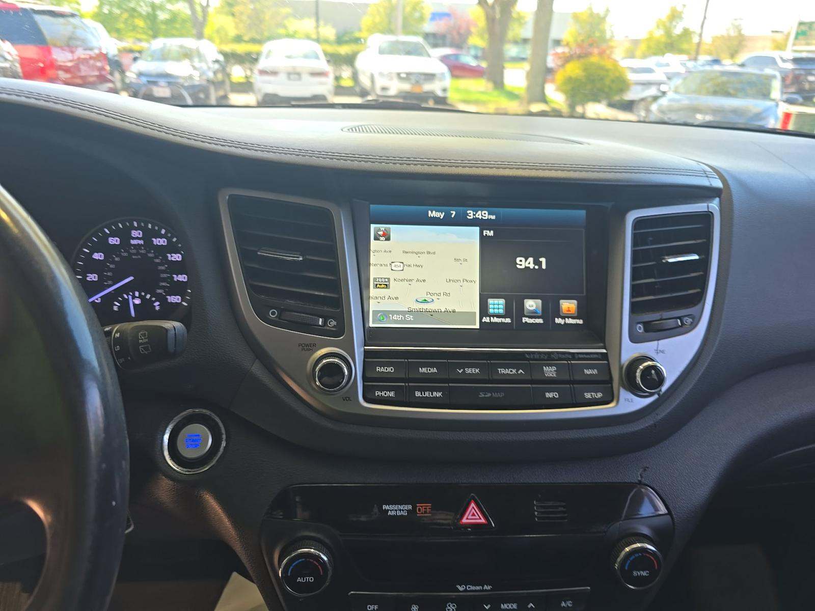 HYUNDAI TUCSON - 10