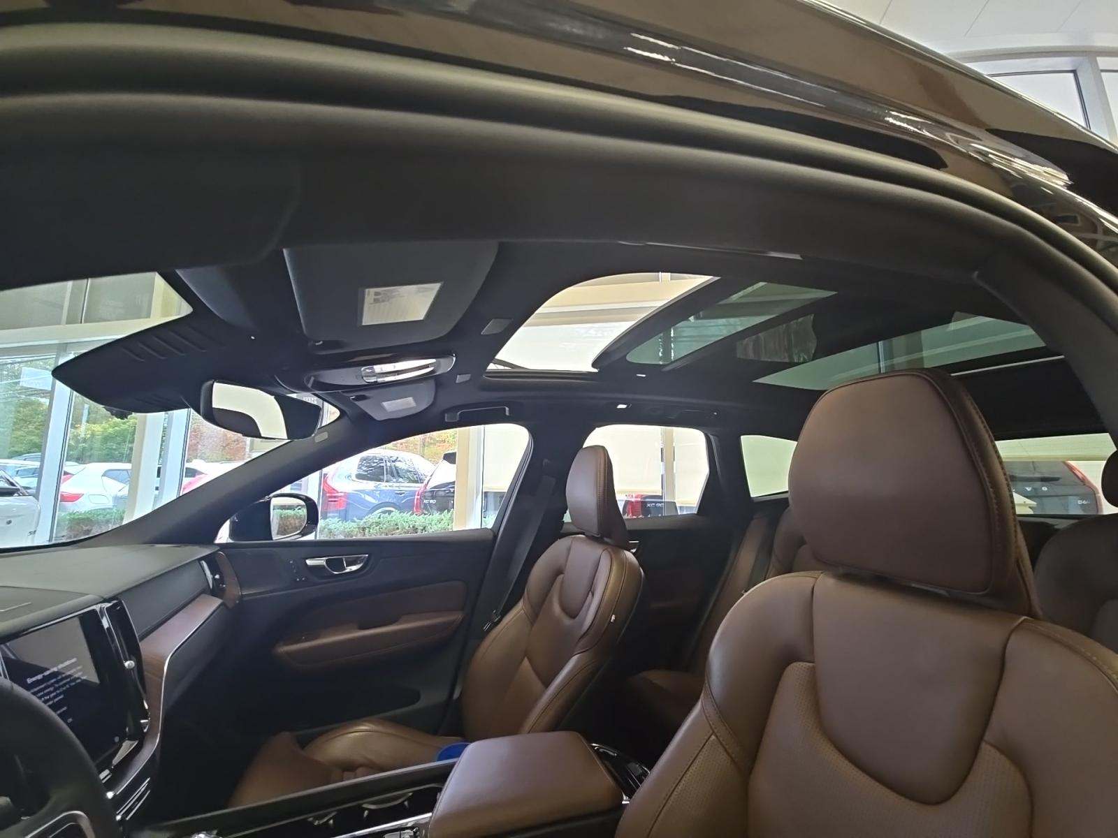 2023 Volvo XC60 B5 Ultimate AWD