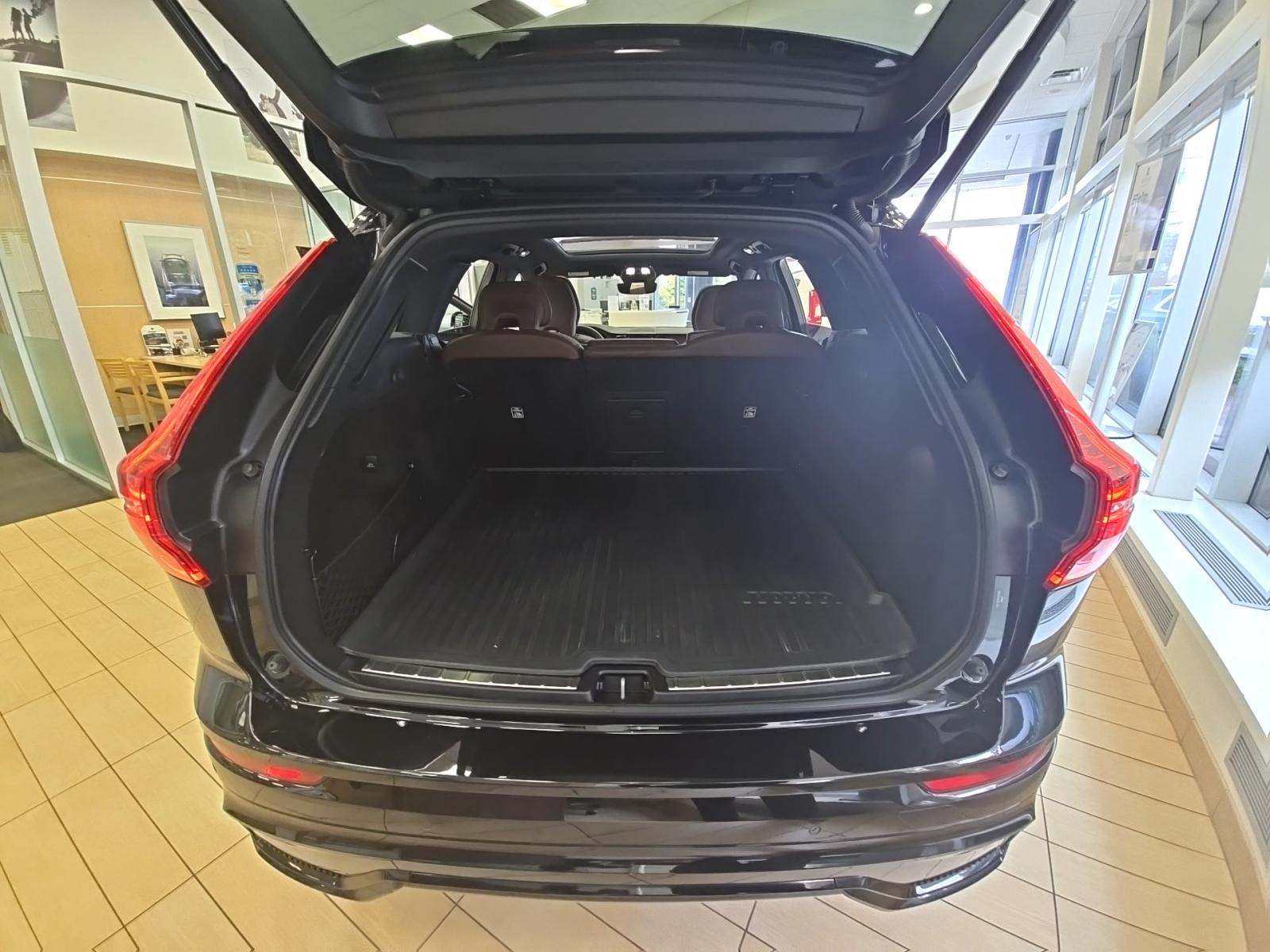 2023 Volvo XC60 B5 Ultimate AWD