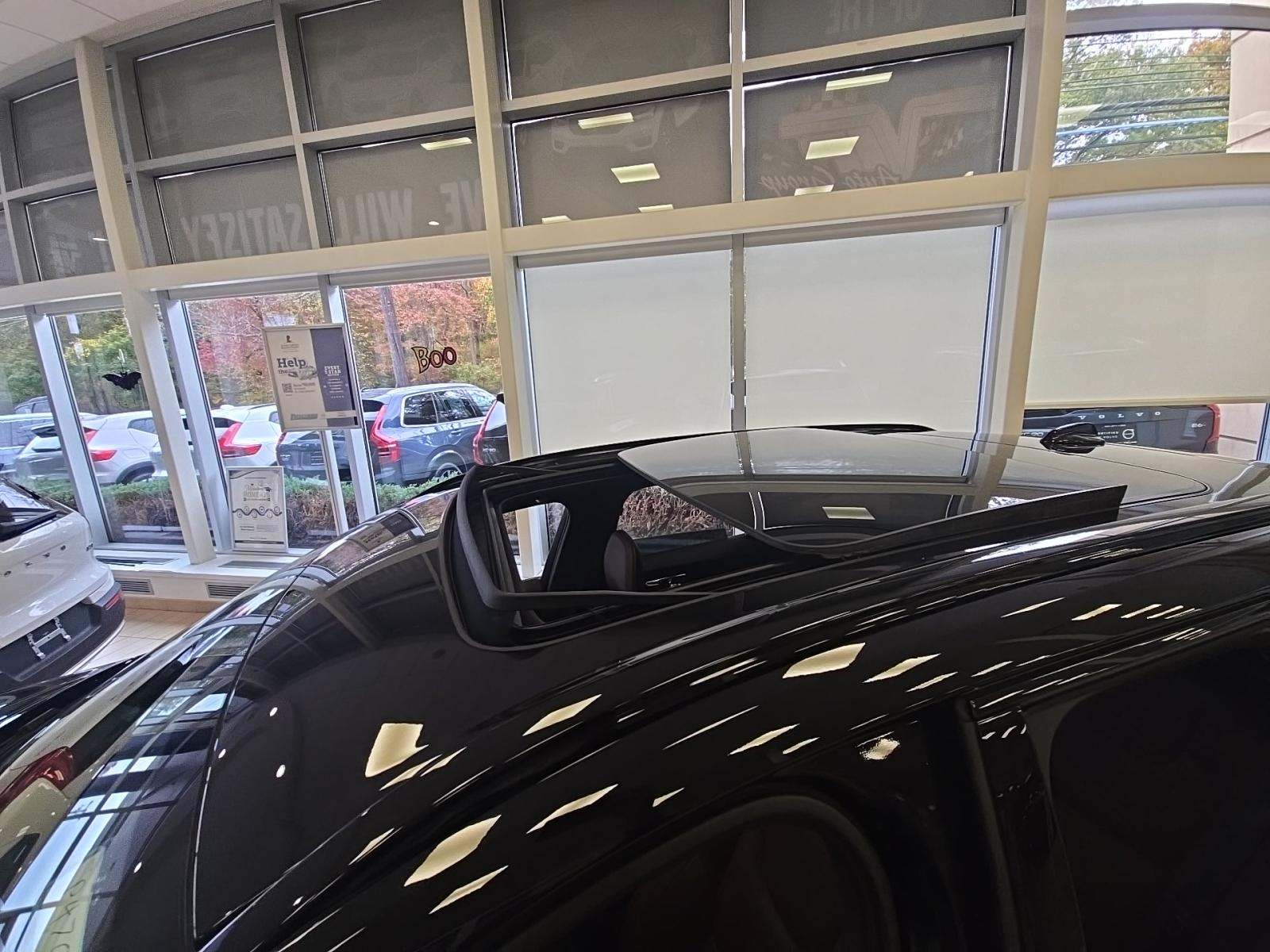 2023 Volvo XC60 B5 Ultimate AWD