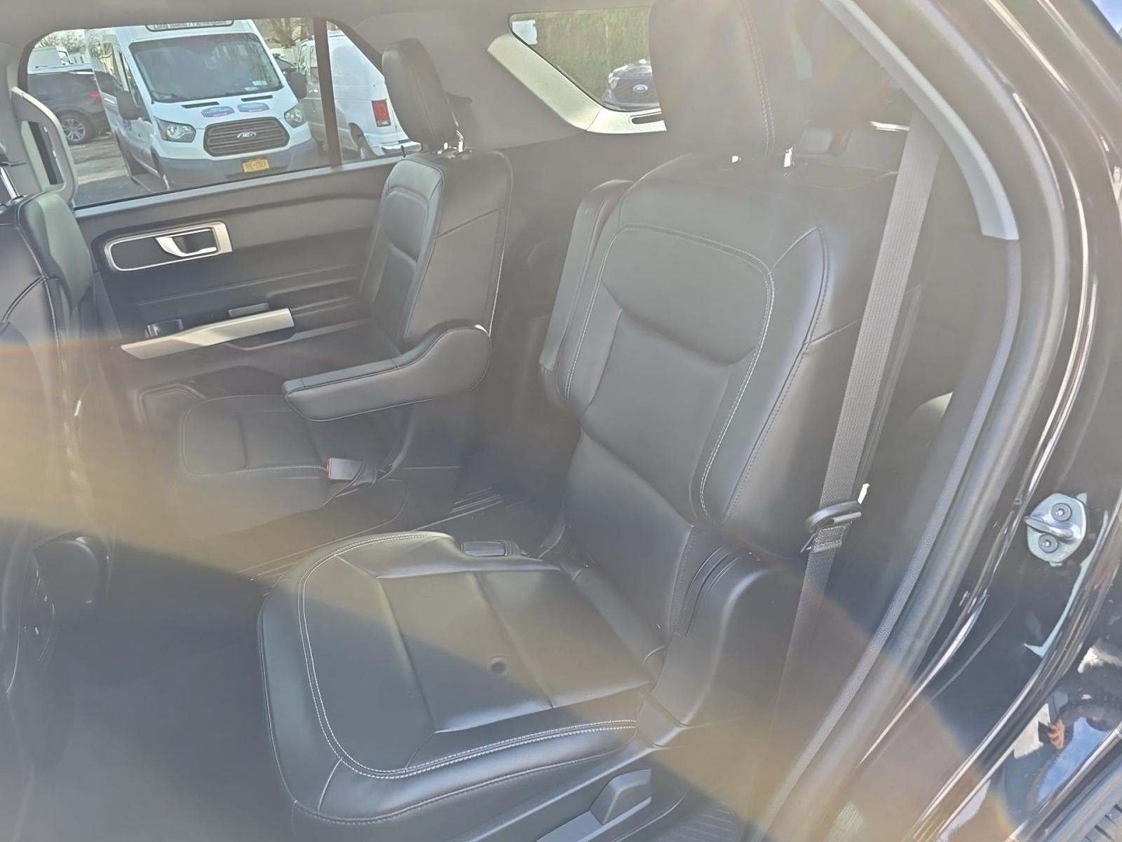 2022 Ford Explorer XLT AWD