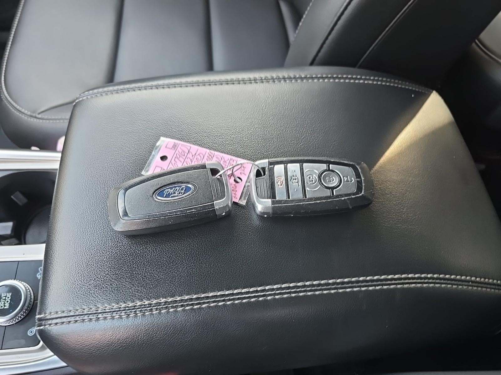 2022 Ford Explorer XLT AWD