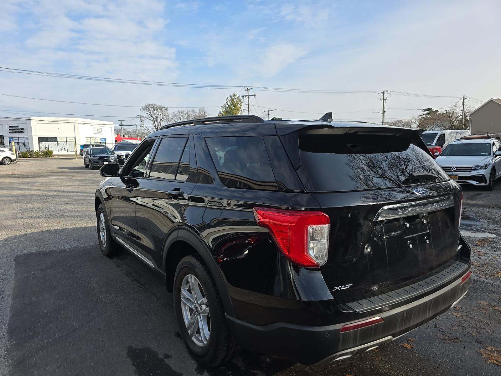 2022 Ford Explorer XLT AWD