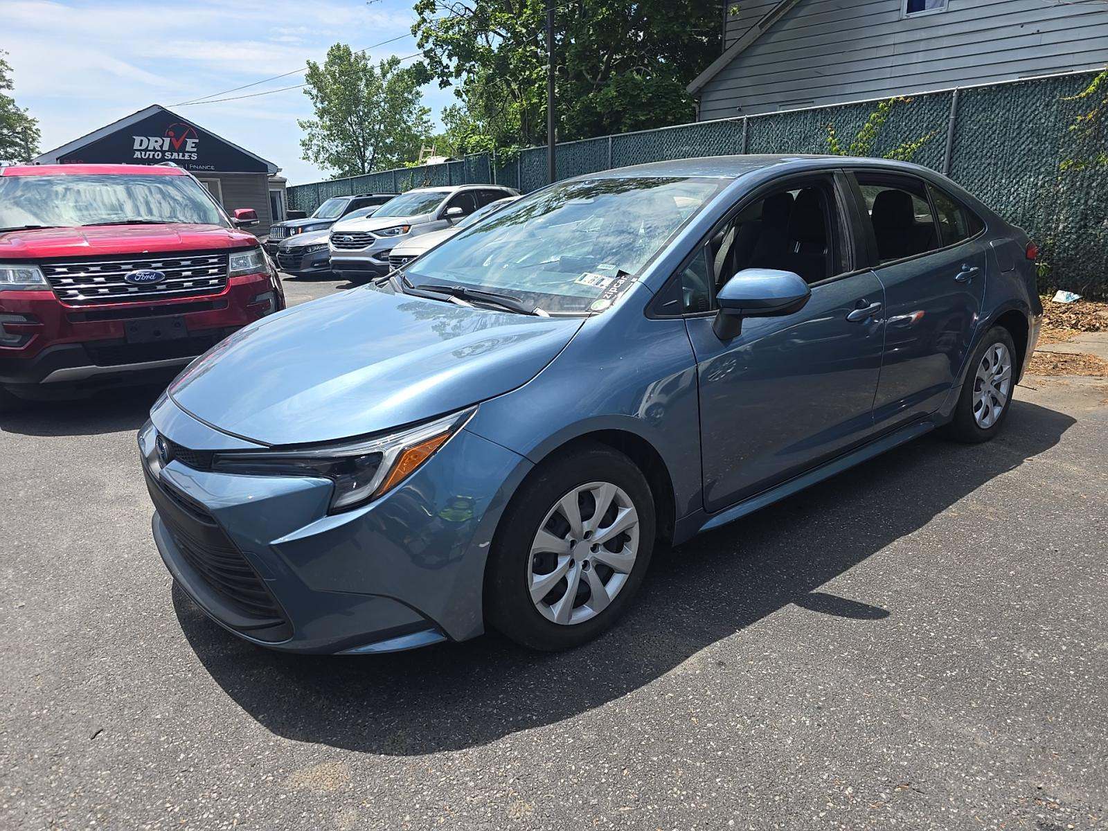 2025 Toyota Corolla Hybrid LE FWD