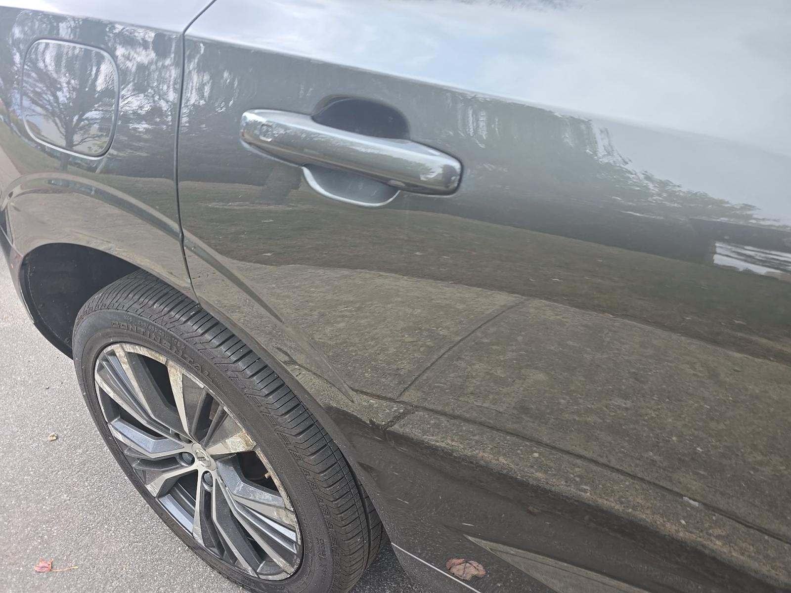 2022 Volvo XC60 B5 Momentum AWD