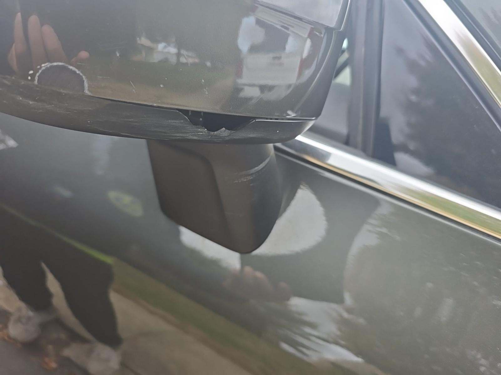 2022 Volvo XC60 B5 Momentum AWD