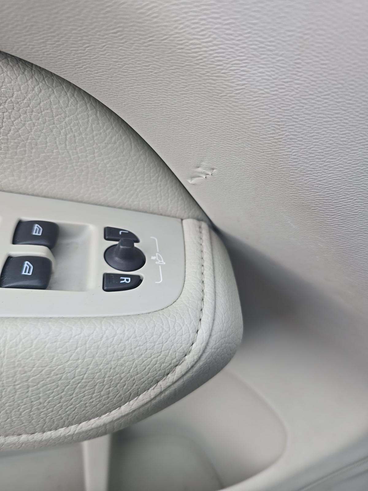 2022 Volvo XC60 B5 Momentum AWD