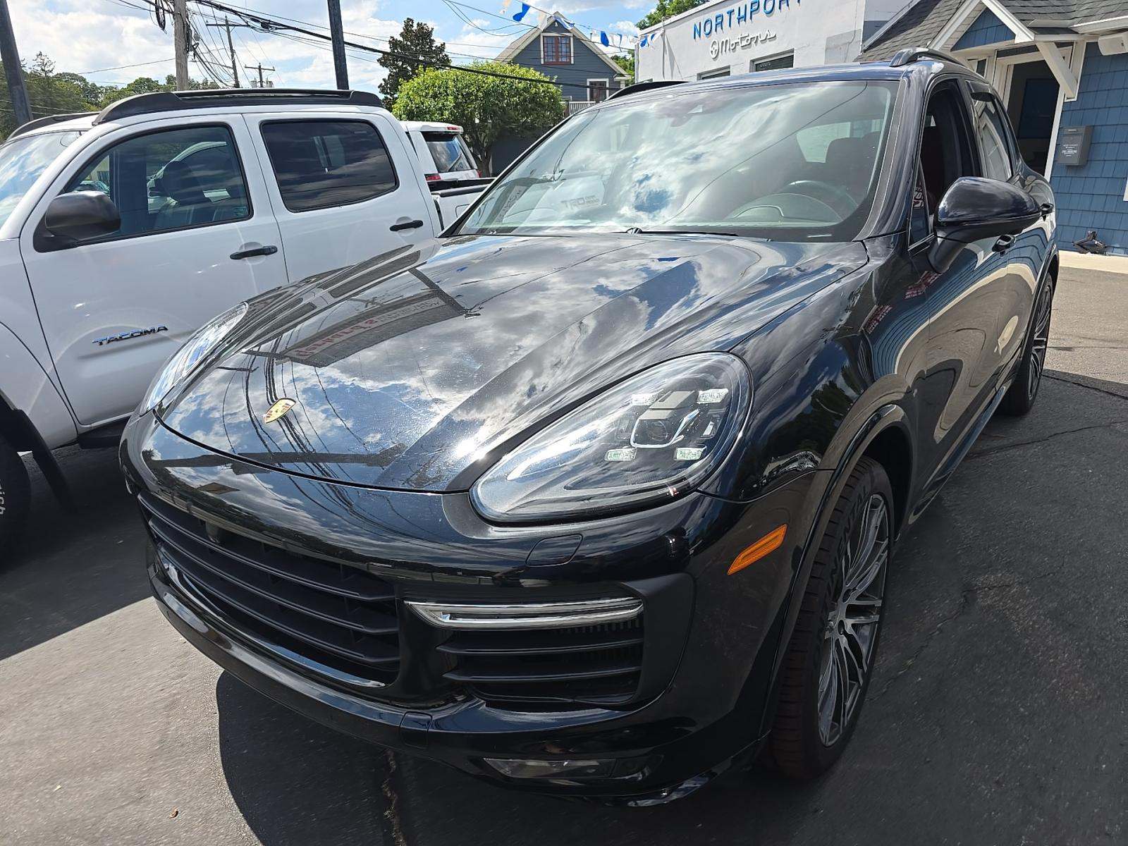 2016 Porsche Cayenne GTS