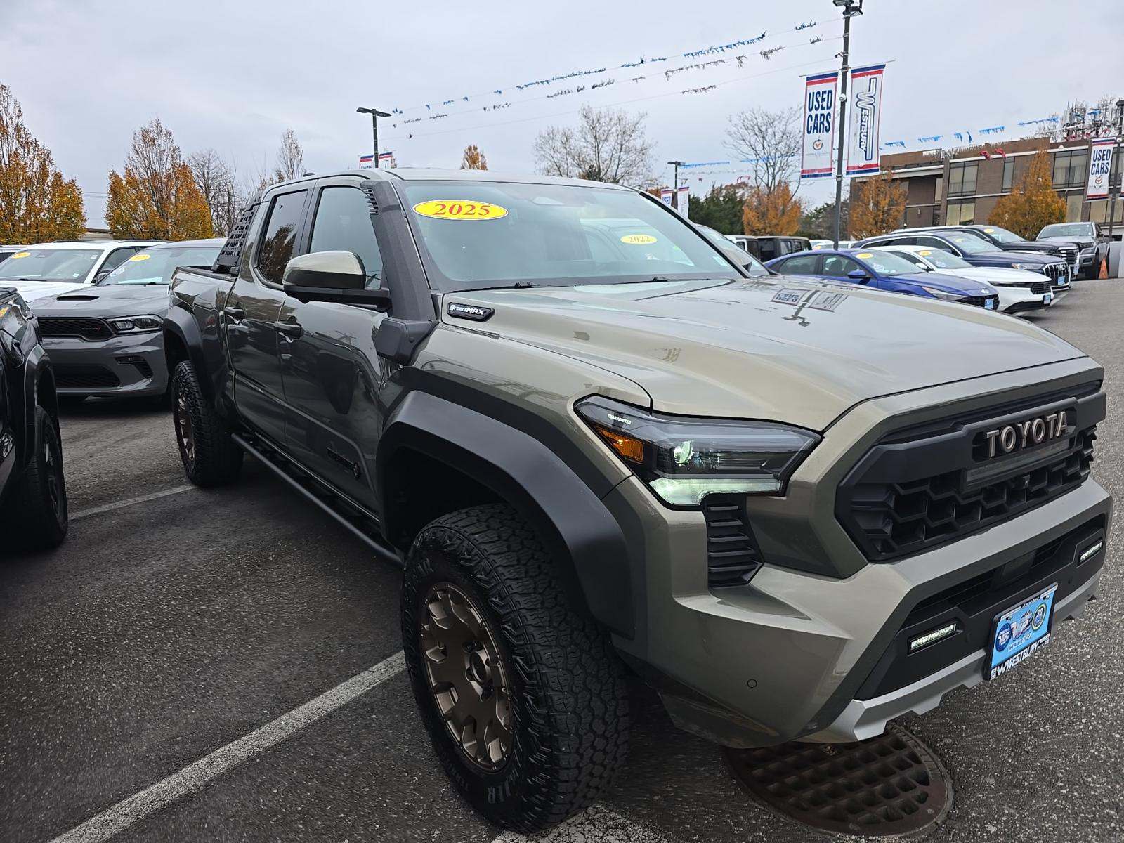 2025 Toyota Tacoma Hybrid Trailhunter AWD