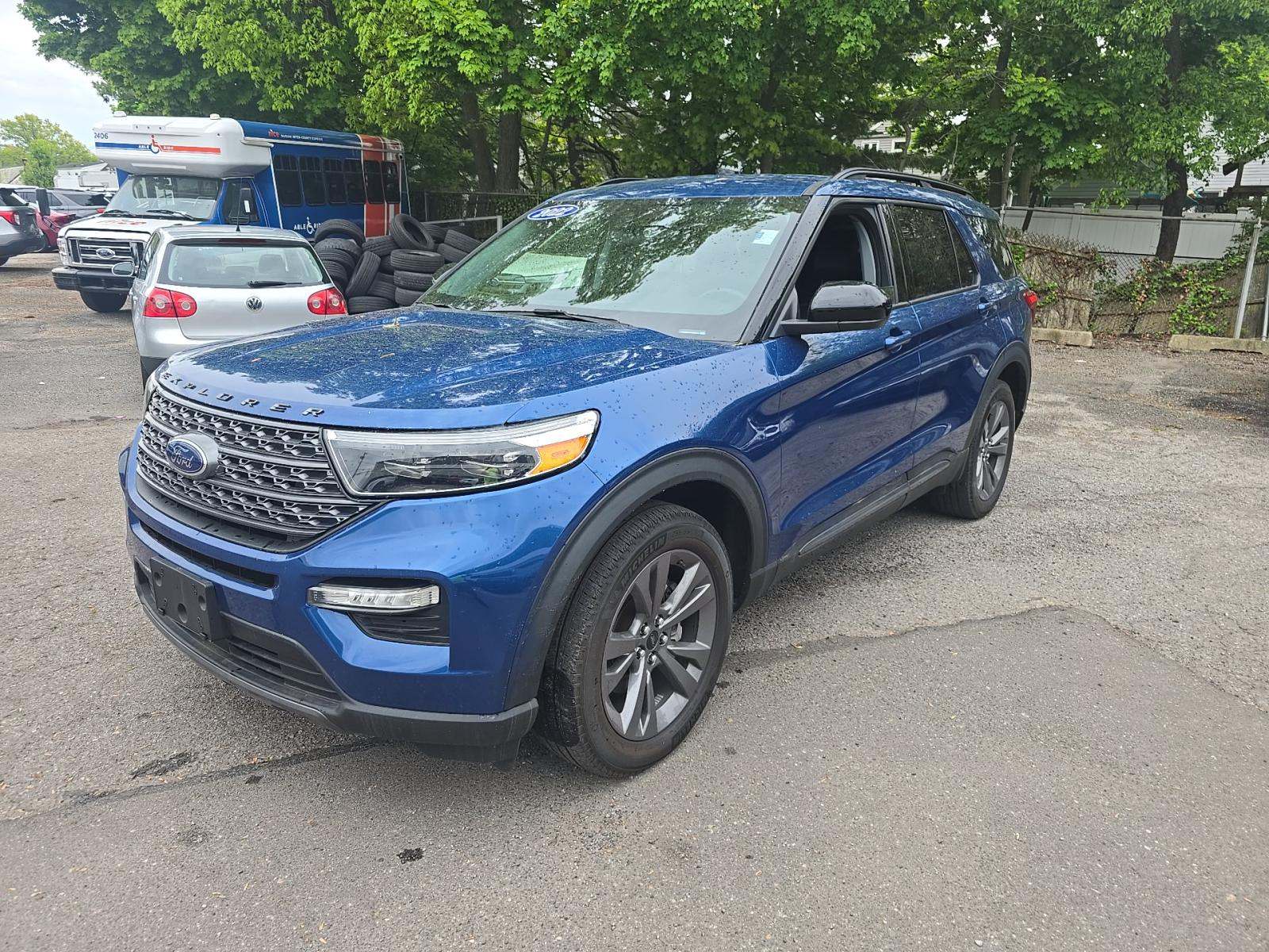 FORD EXPLORER - 1