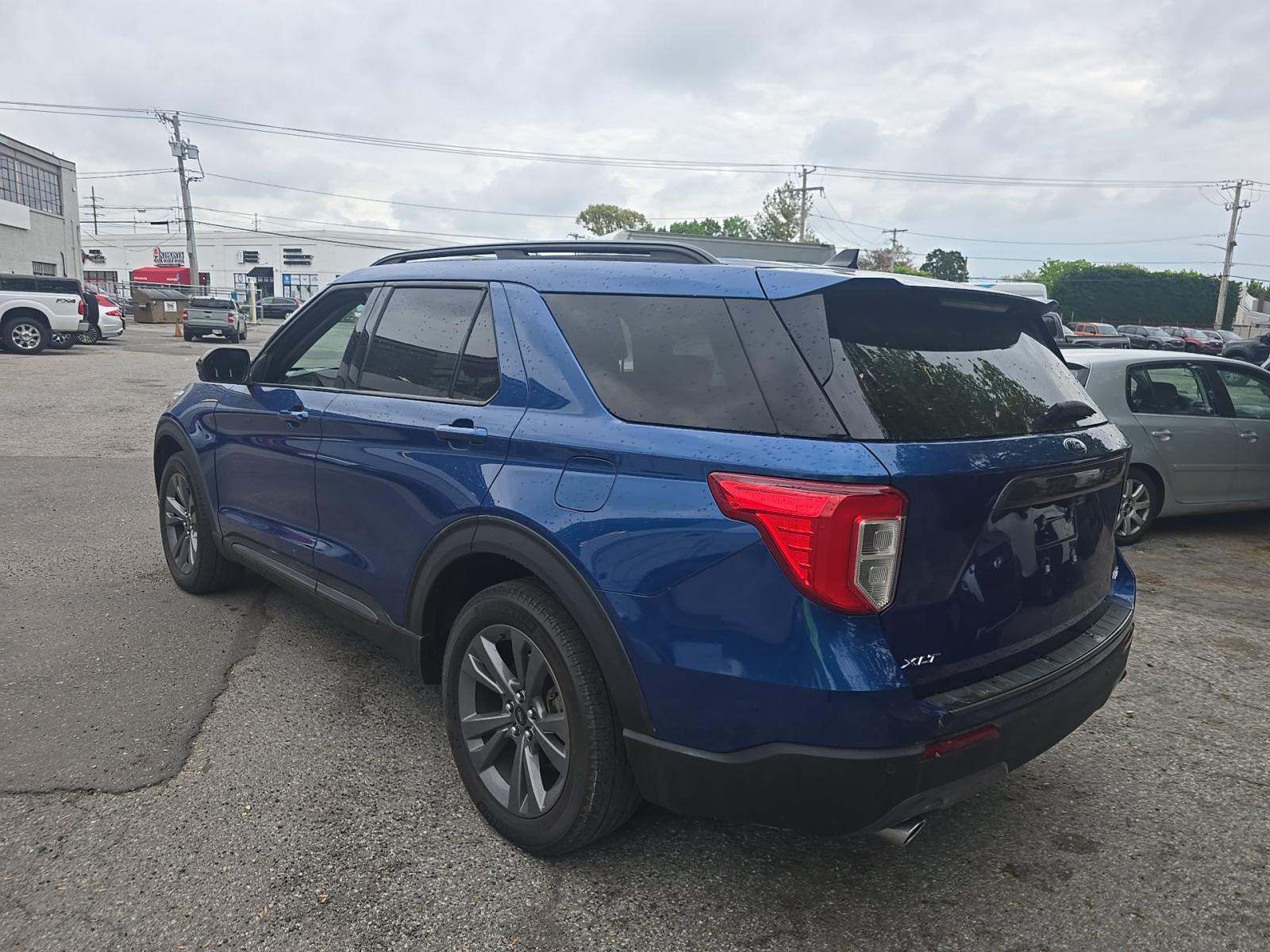 FORD EXPLORER - 2