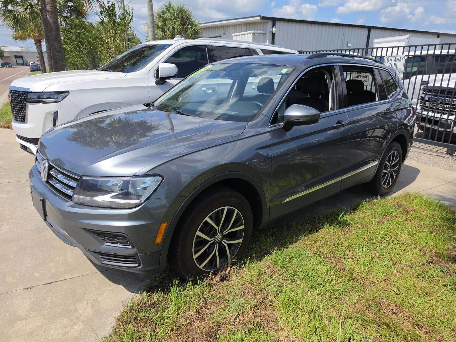 2020 Volkswagen Tiguan 2.0T SE FWD
