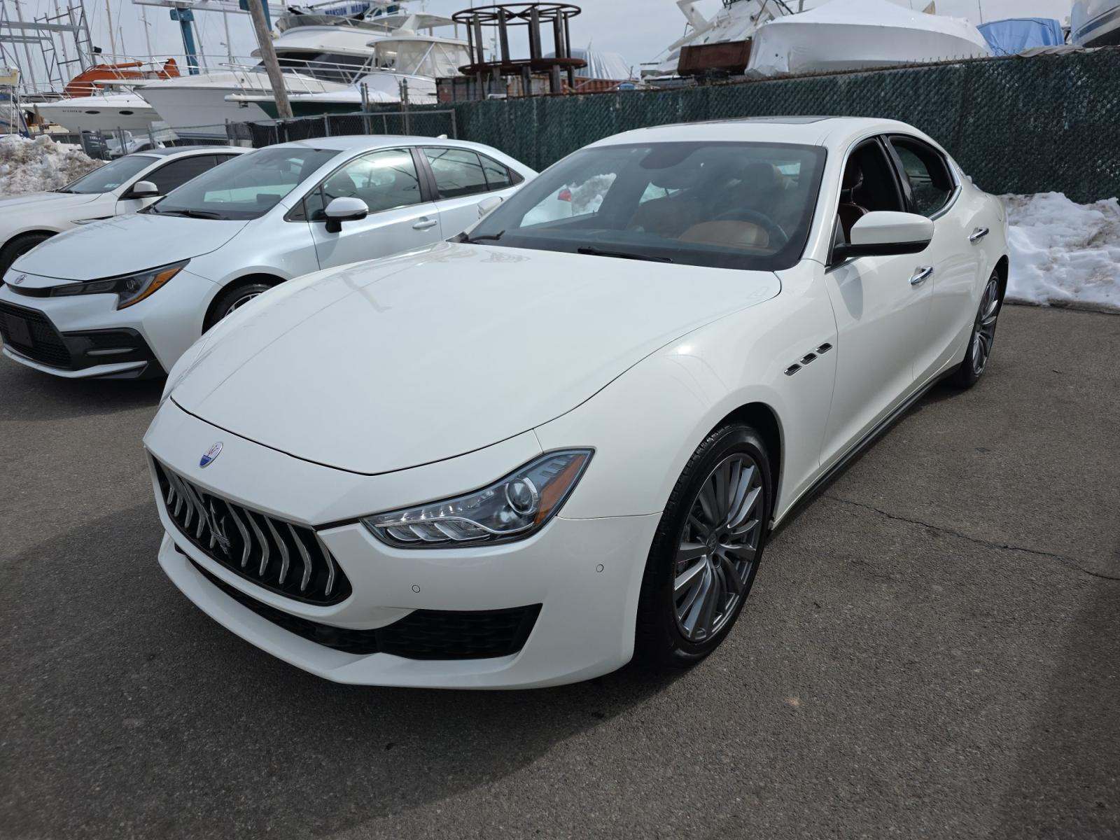 2018 Maserati Ghibli Base RWD