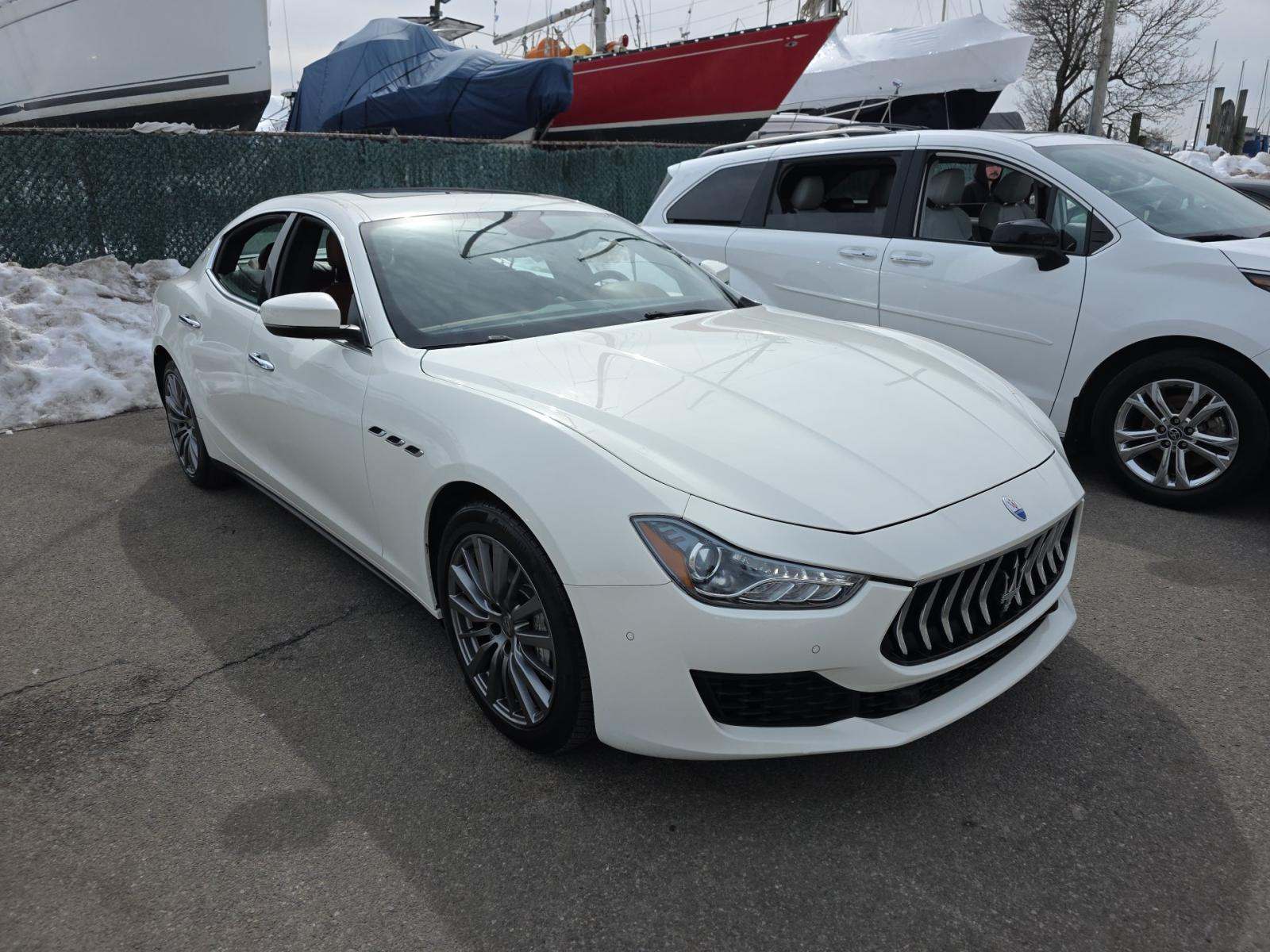 2018 Maserati Ghibli Base RWD