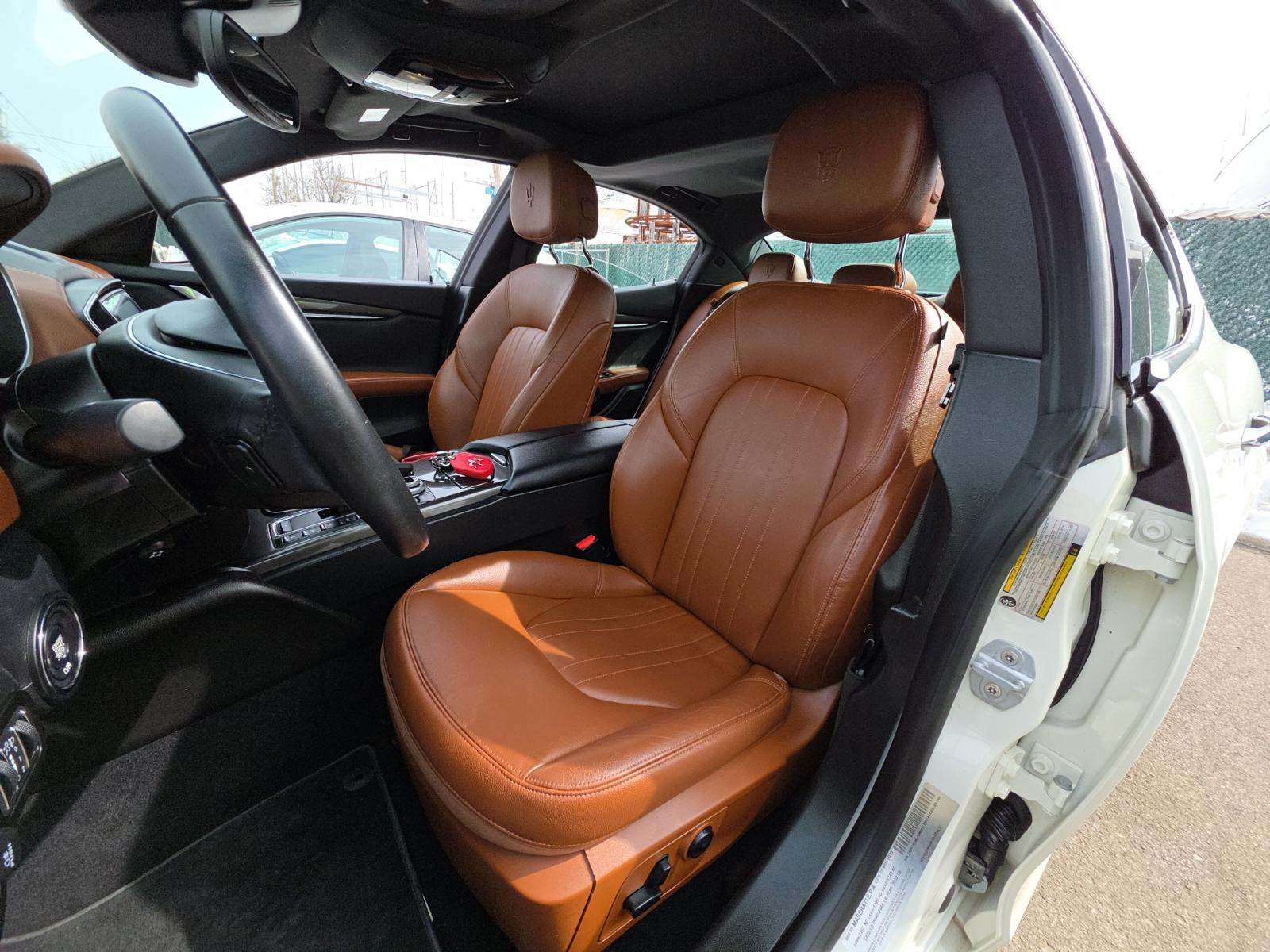 2018 Maserati Ghibli Base RWD