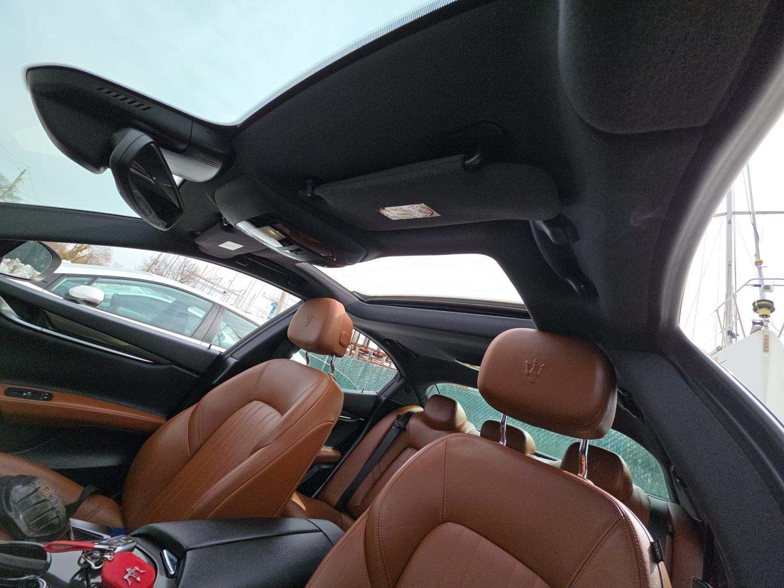 2018 Maserati Ghibli Base RWD