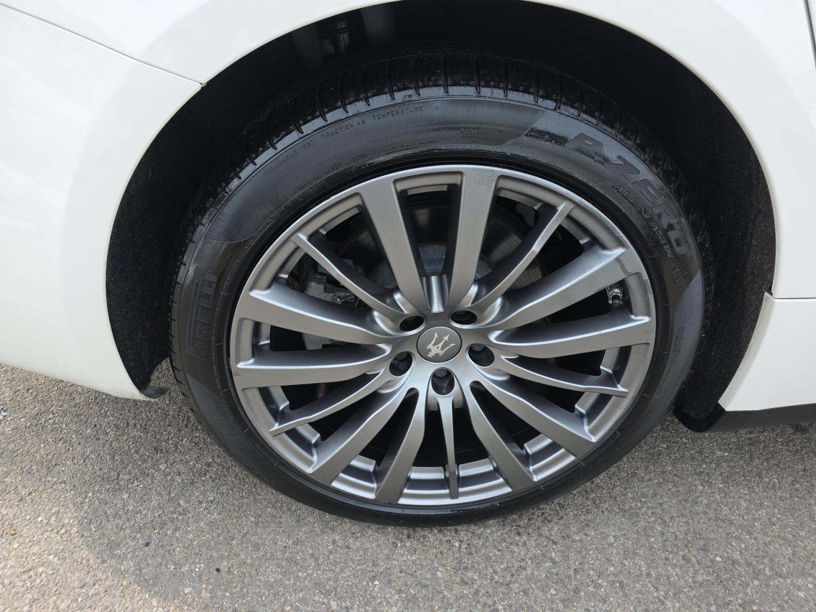 2018 Maserati Ghibli Base RWD