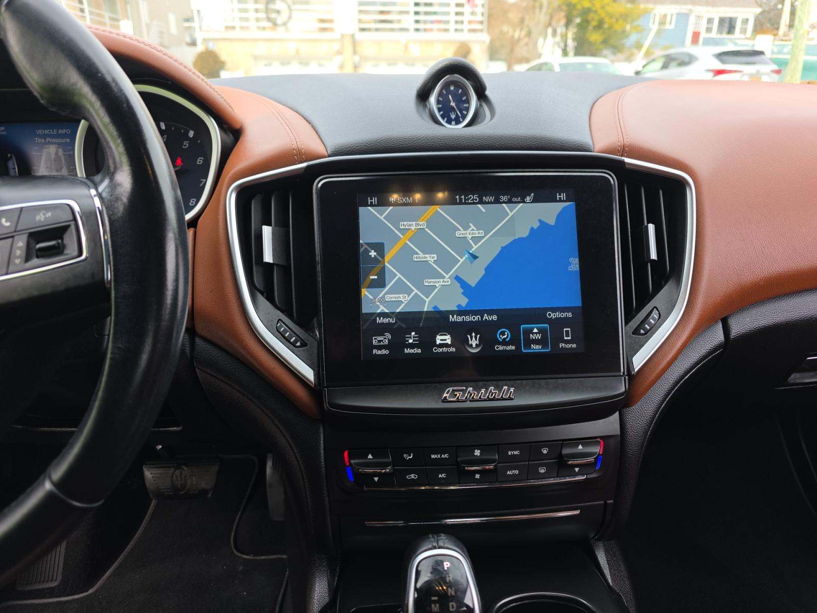 2018 Maserati Ghibli Base RWD