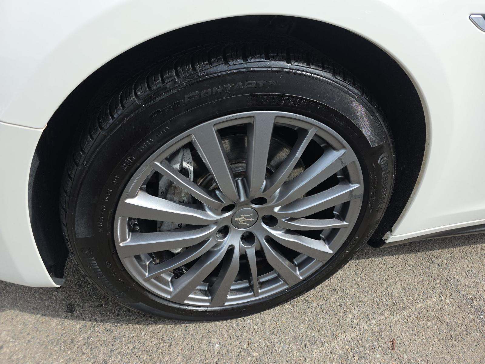 2018 Maserati Ghibli Base RWD