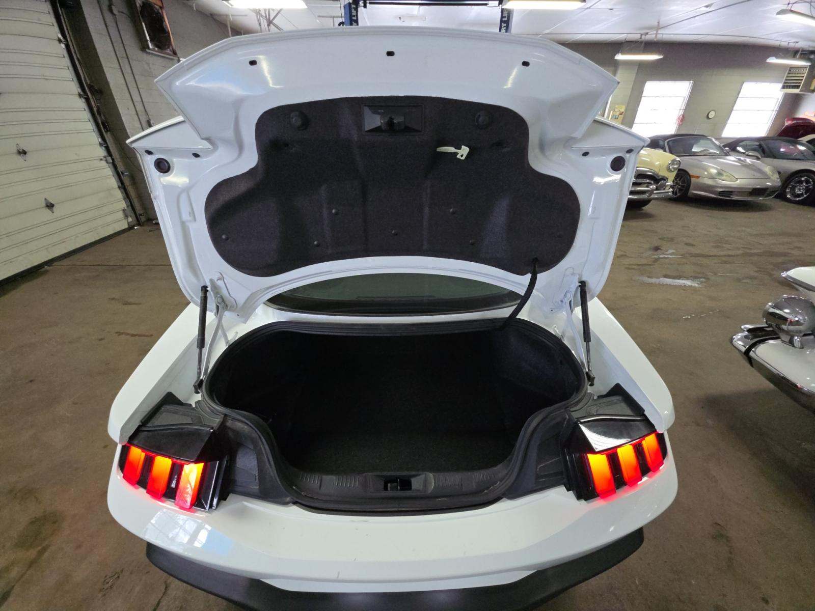 2024 Ford Mustang EcoBoost Premium RWD