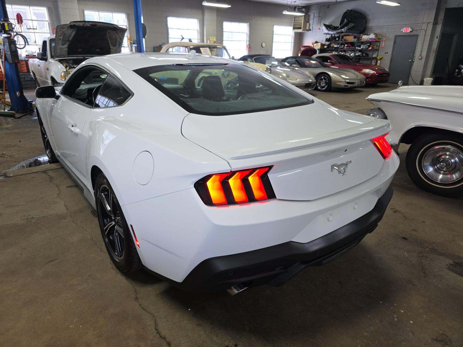 2024 Ford Mustang EcoBoost Premium RWD