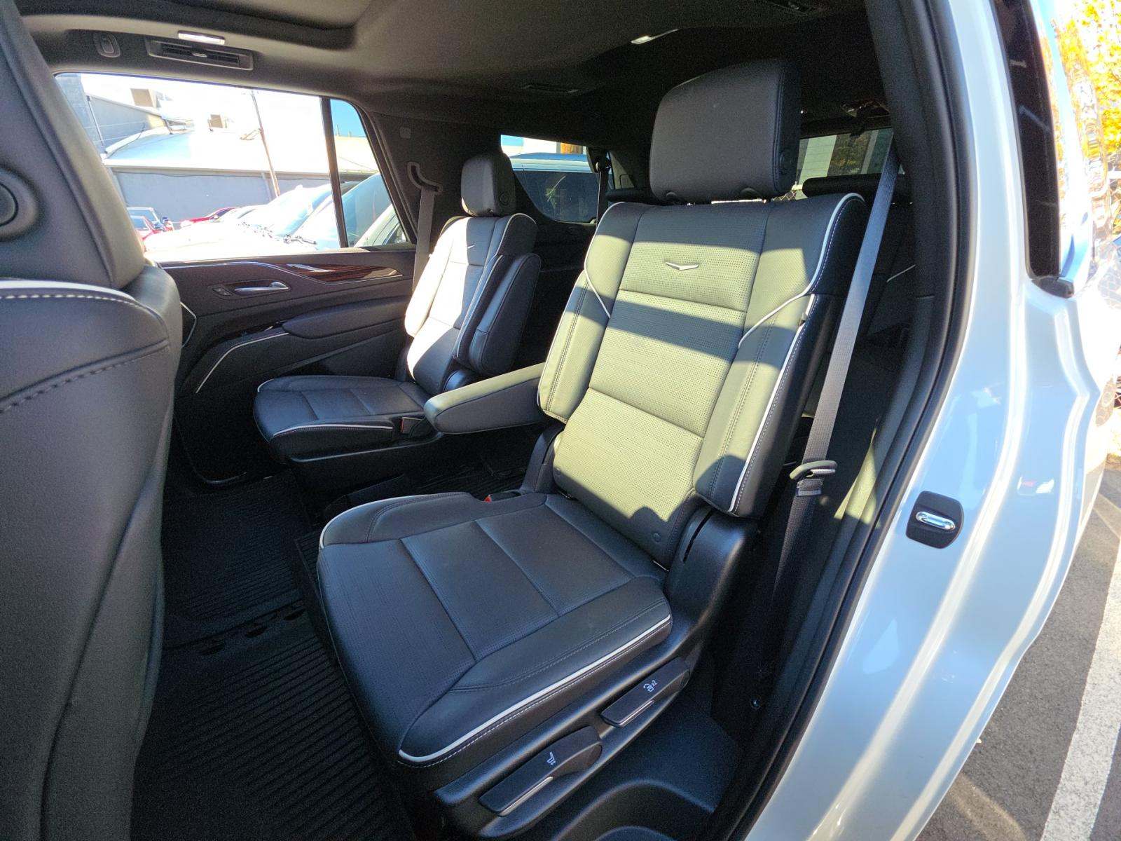 2024 Cadillac Escalade Premium Luxury AWD