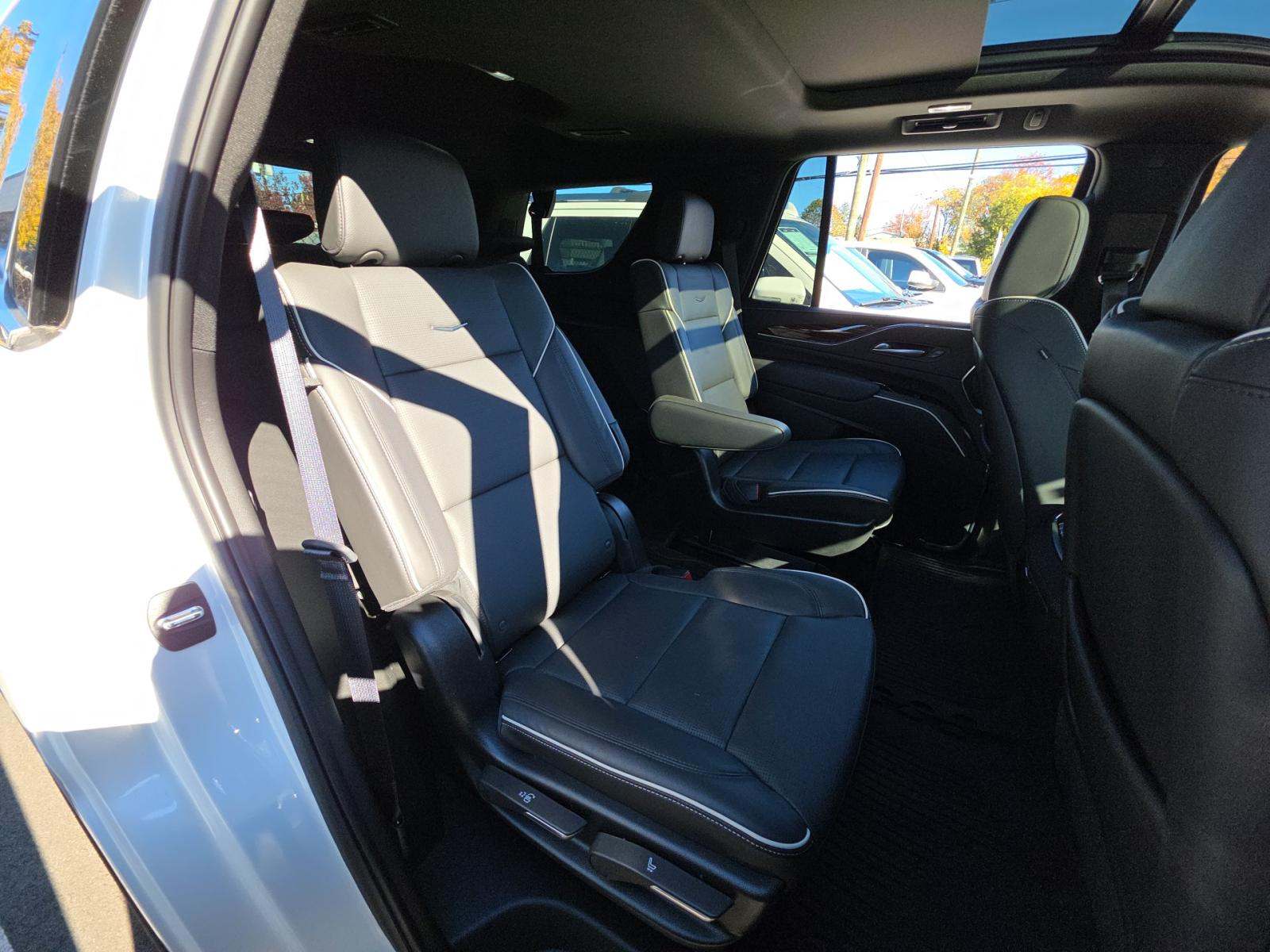 2024 Cadillac Escalade Premium Luxury AWD