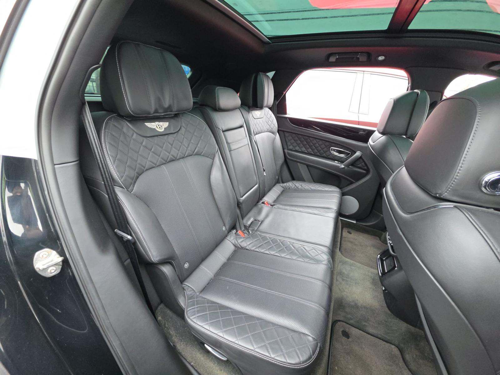 2018 Bentley Bentayga W12 Signature AWD