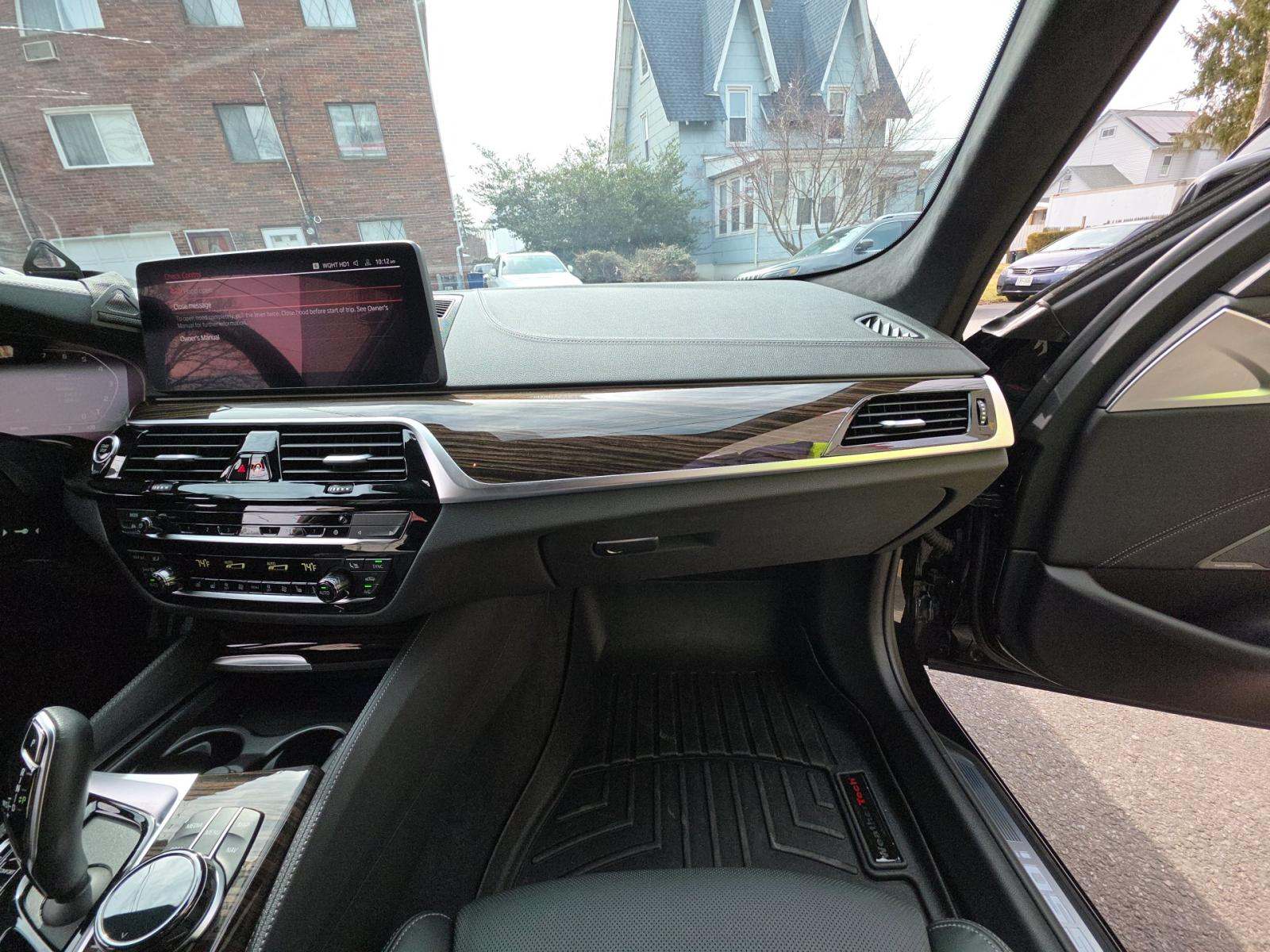 2023 BMW 5 Series M550i xDrive AWD