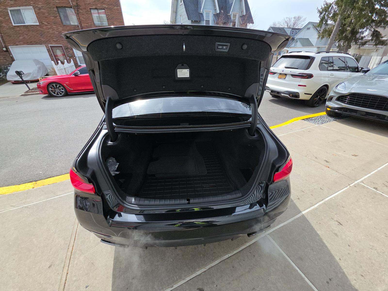 2023 BMW 5 Series M550i xDrive AWD