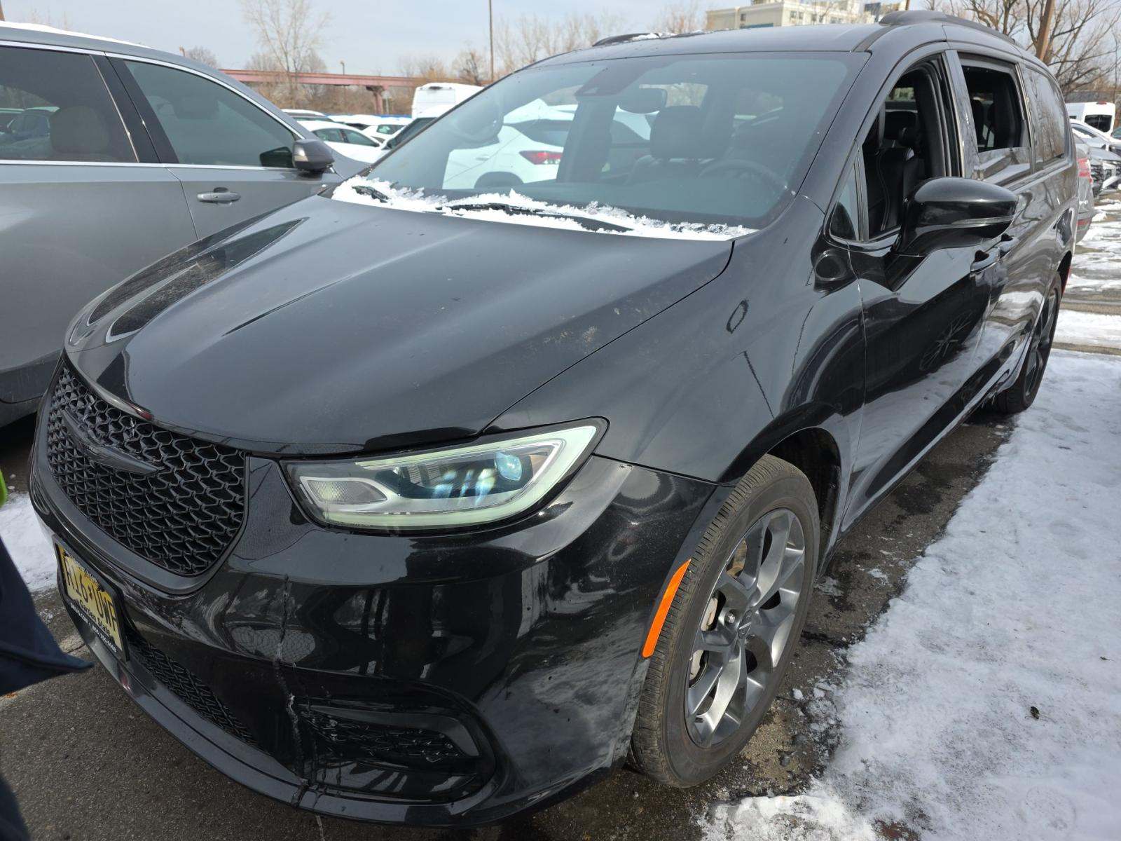 2022 Chrysler Pacifica Touring L AWD
