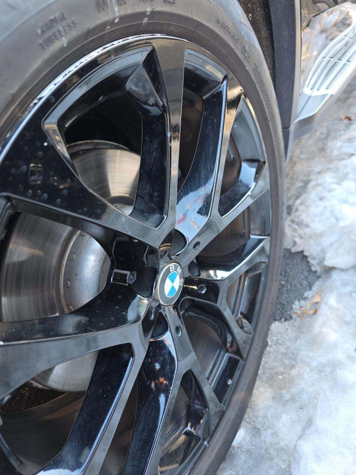 2022 BMW X5 xDrive40i AWD