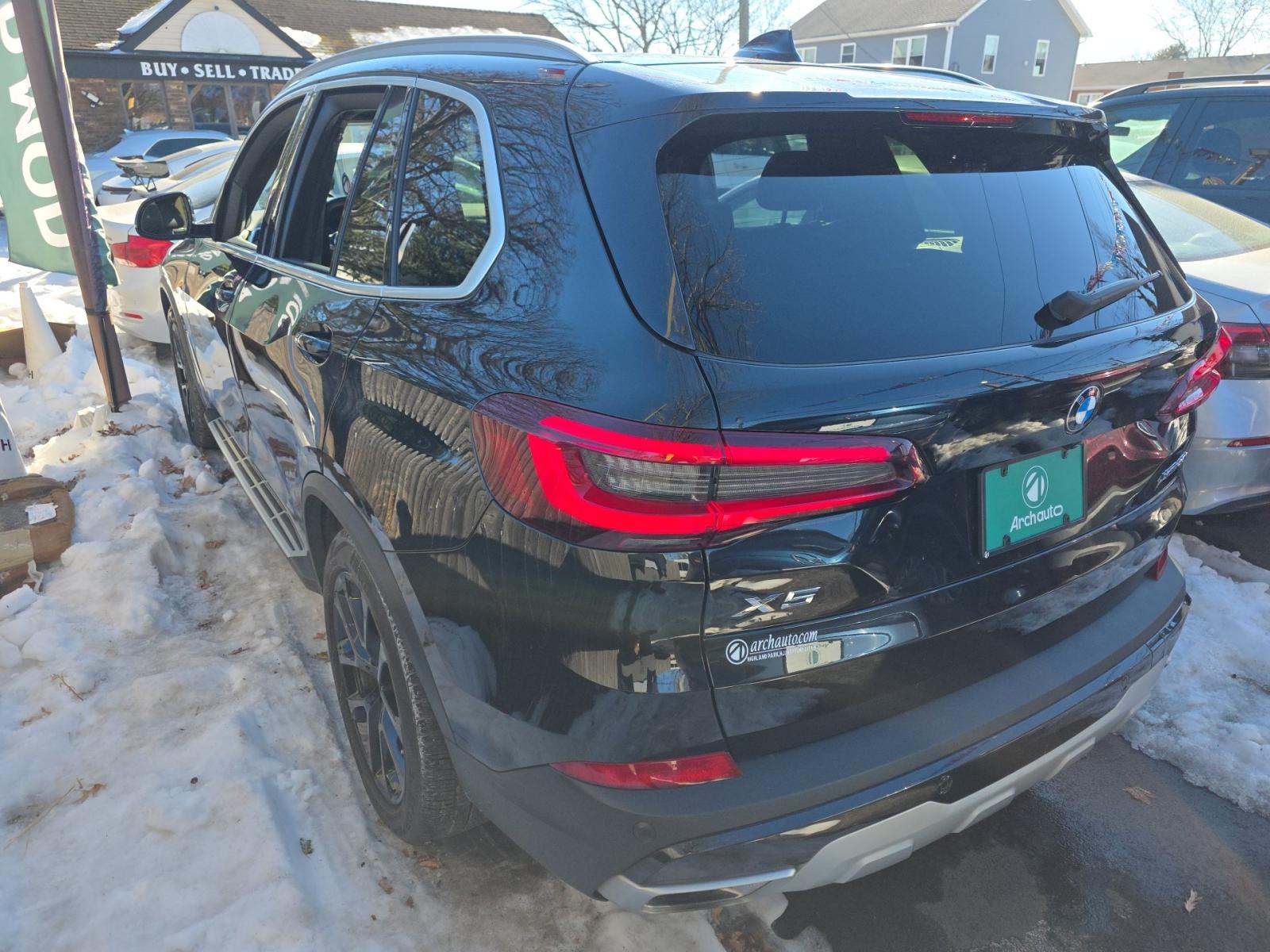 2022 BMW X5 xDrive40i AWD