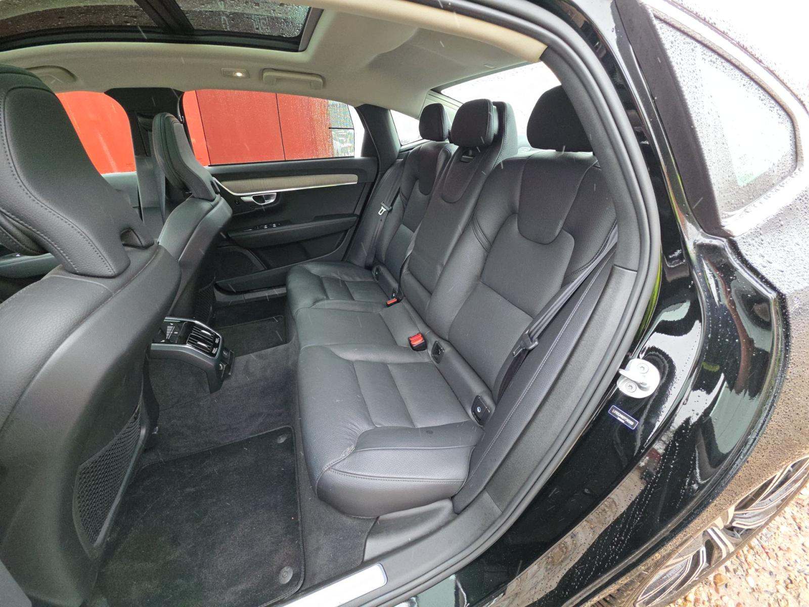 2023 Volvo S90 B6 Plus AWD