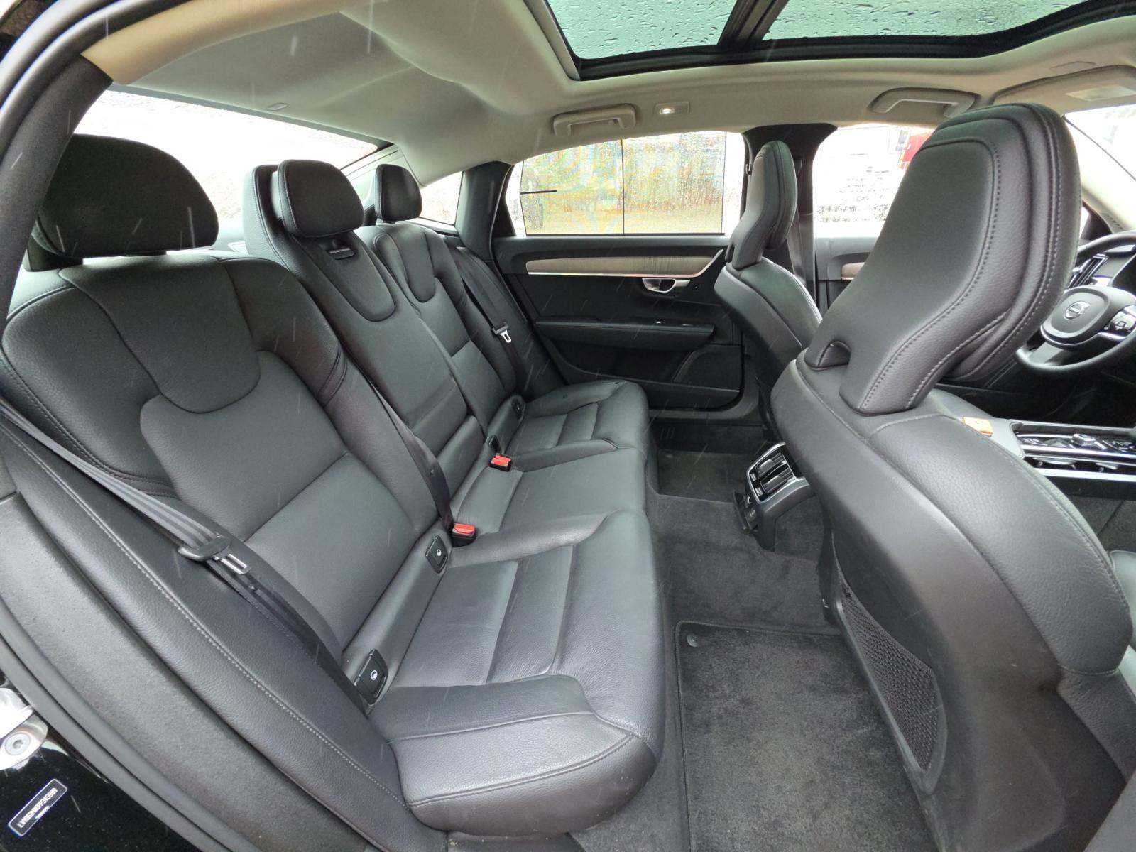 2023 Volvo S90 B6 Plus AWD