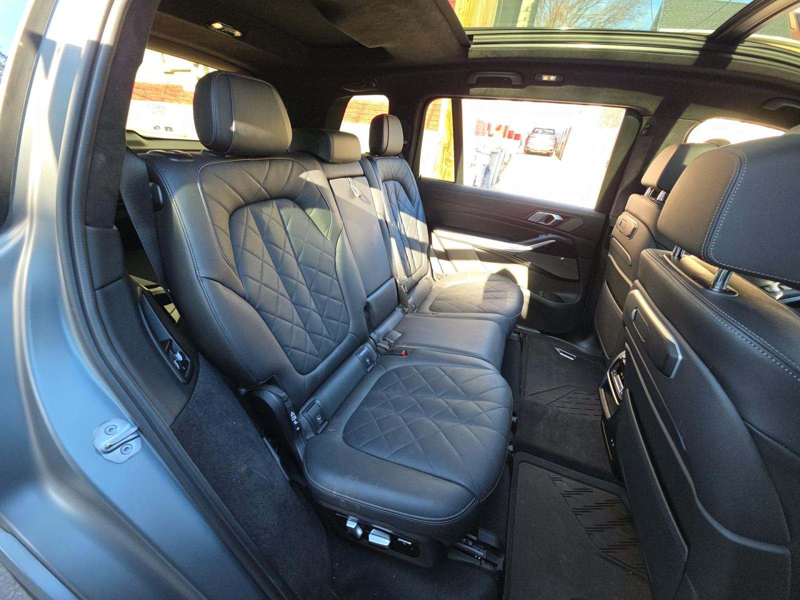 2023 BMW X7 xDrive40i AWD