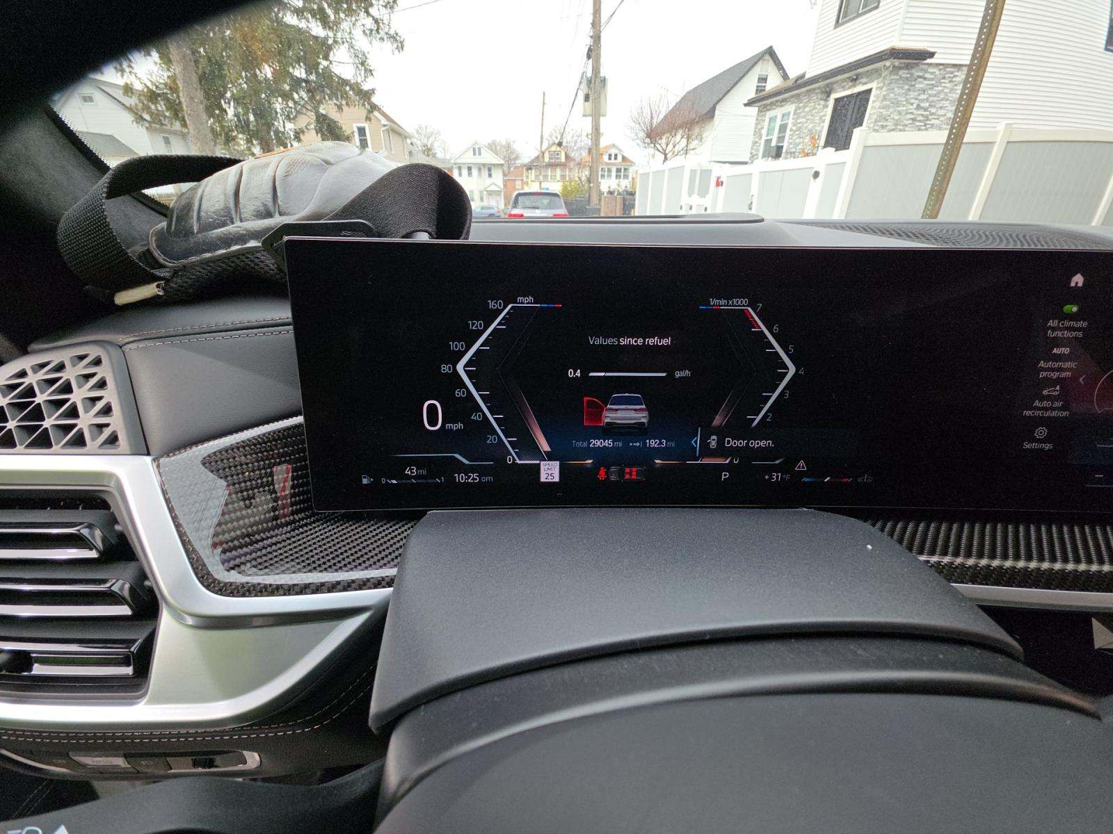 2023 BMW X7 M60i AWD