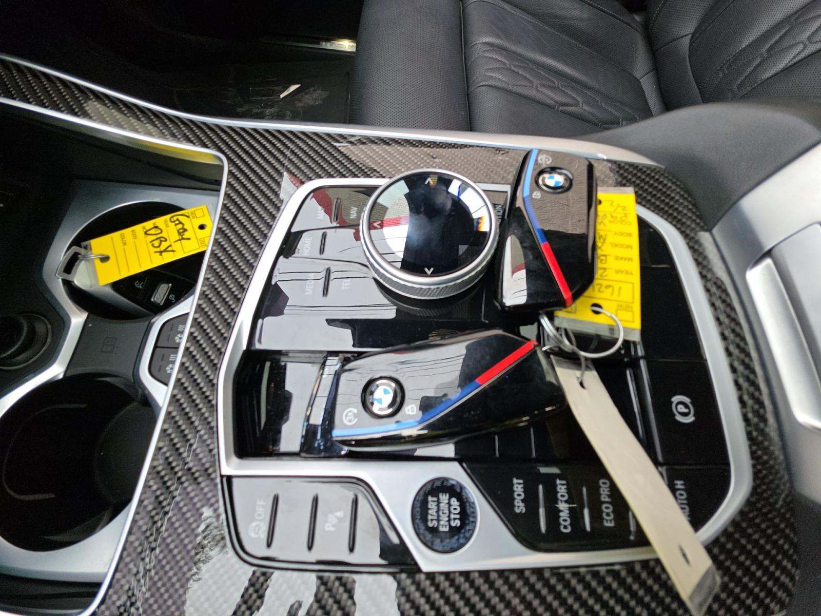 2023 BMW X7 M60i AWD