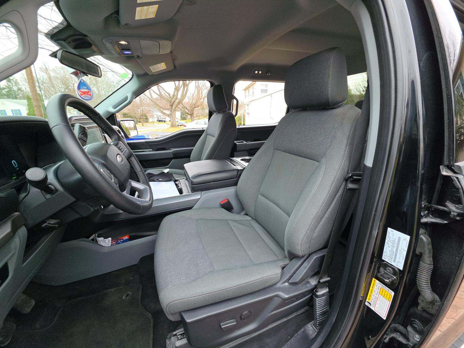 2025 Ford F-150 Hybrid XLT AWD