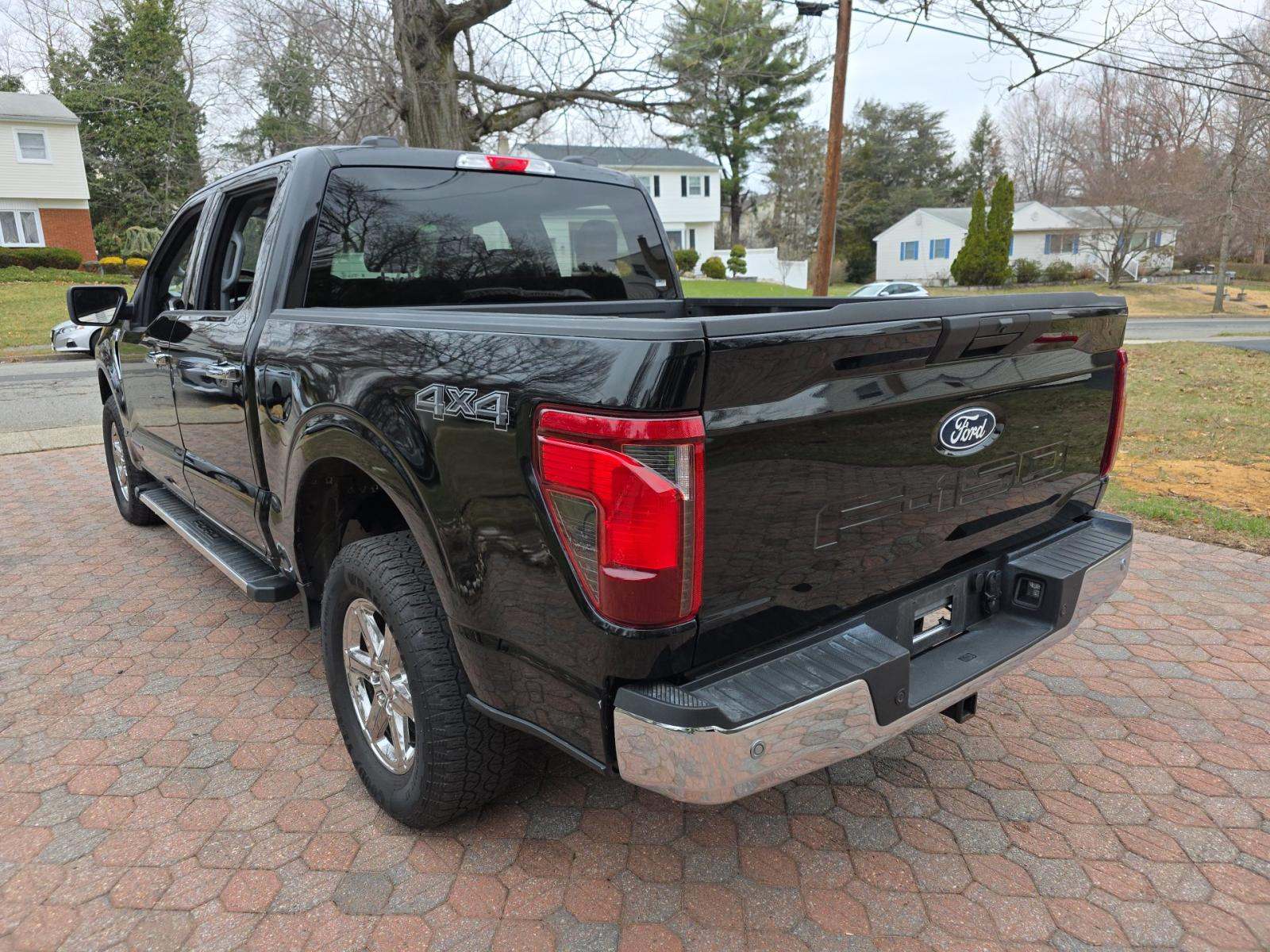 2025 Ford F-150 Hybrid XLT AWD
