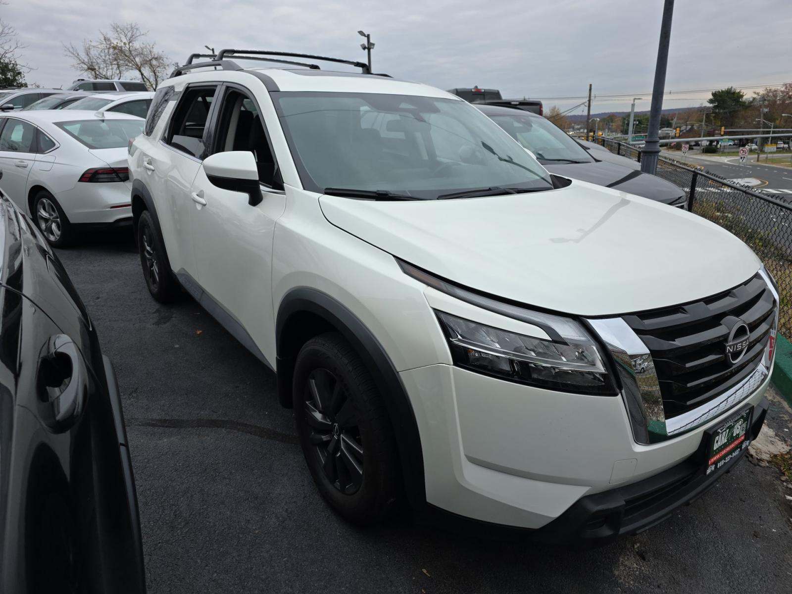 2022 Nissan Pathfinder SV AWD