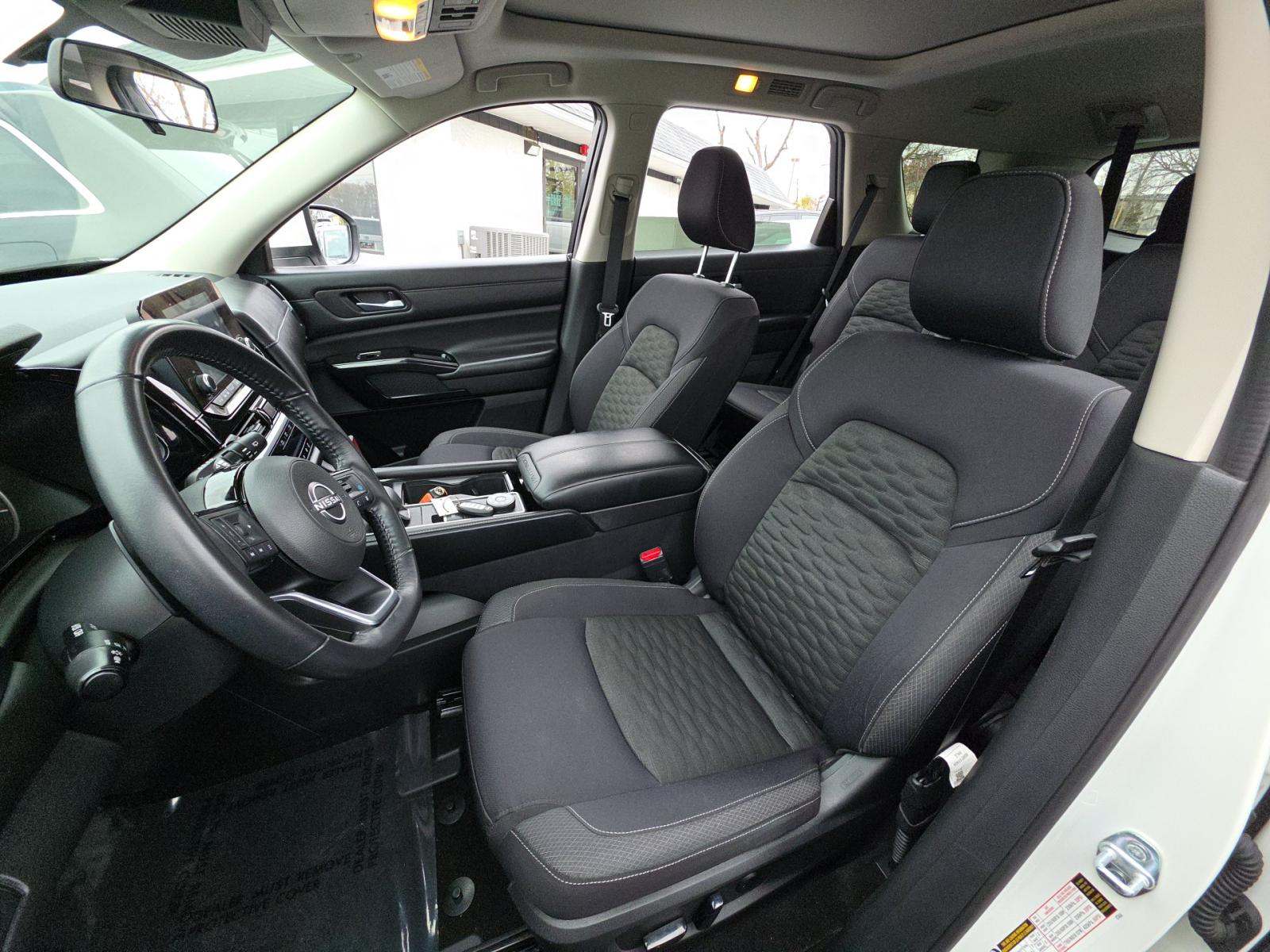 2022 Nissan Pathfinder SV AWD