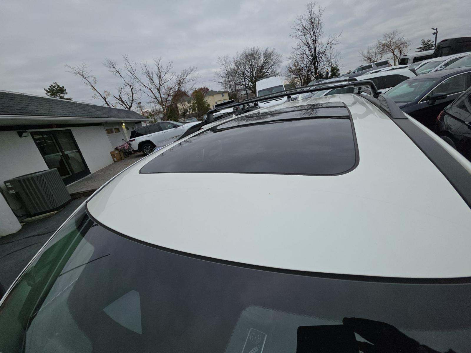 2022 Nissan Pathfinder SV AWD