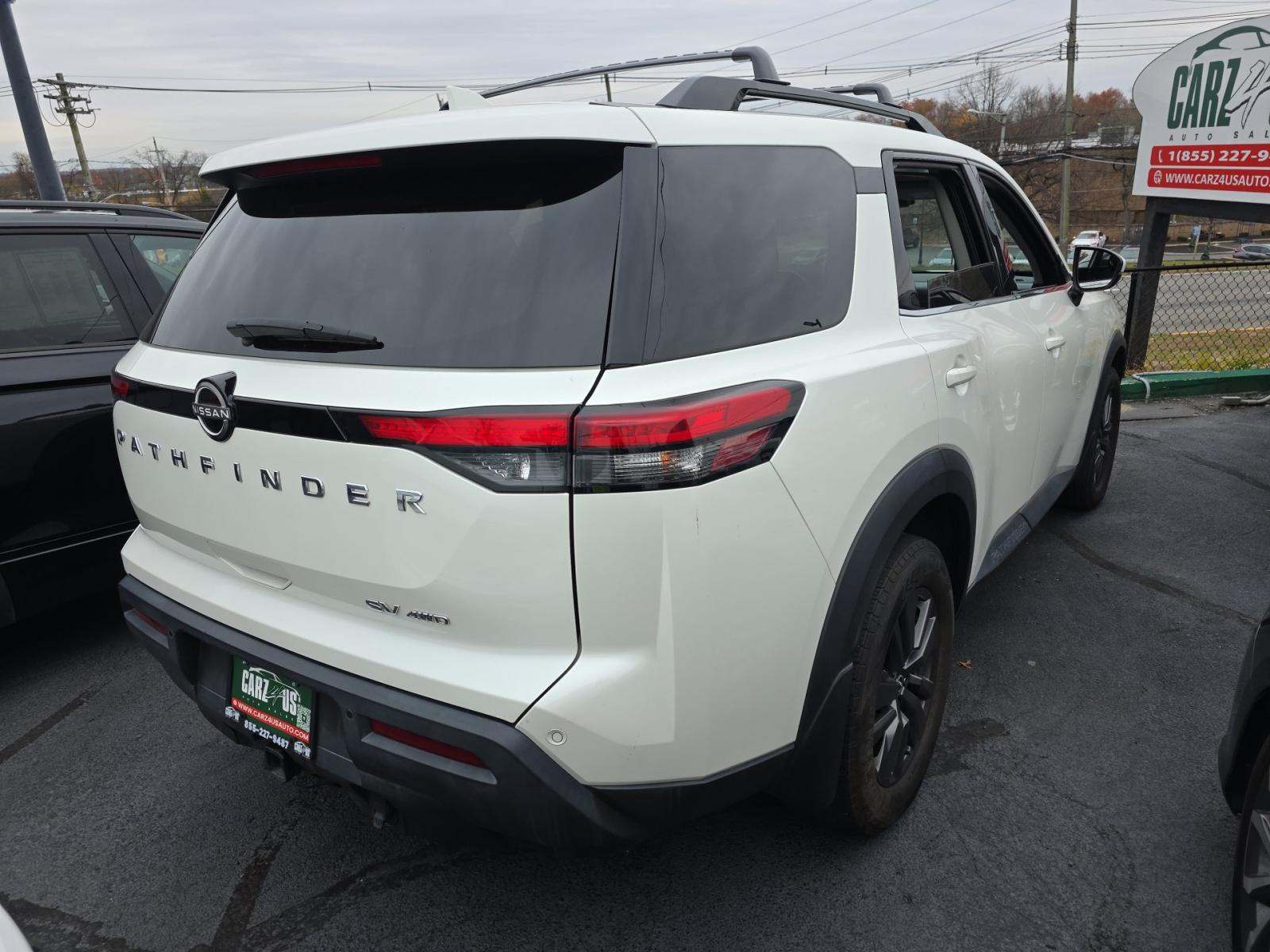 2022 Nissan Pathfinder SV AWD