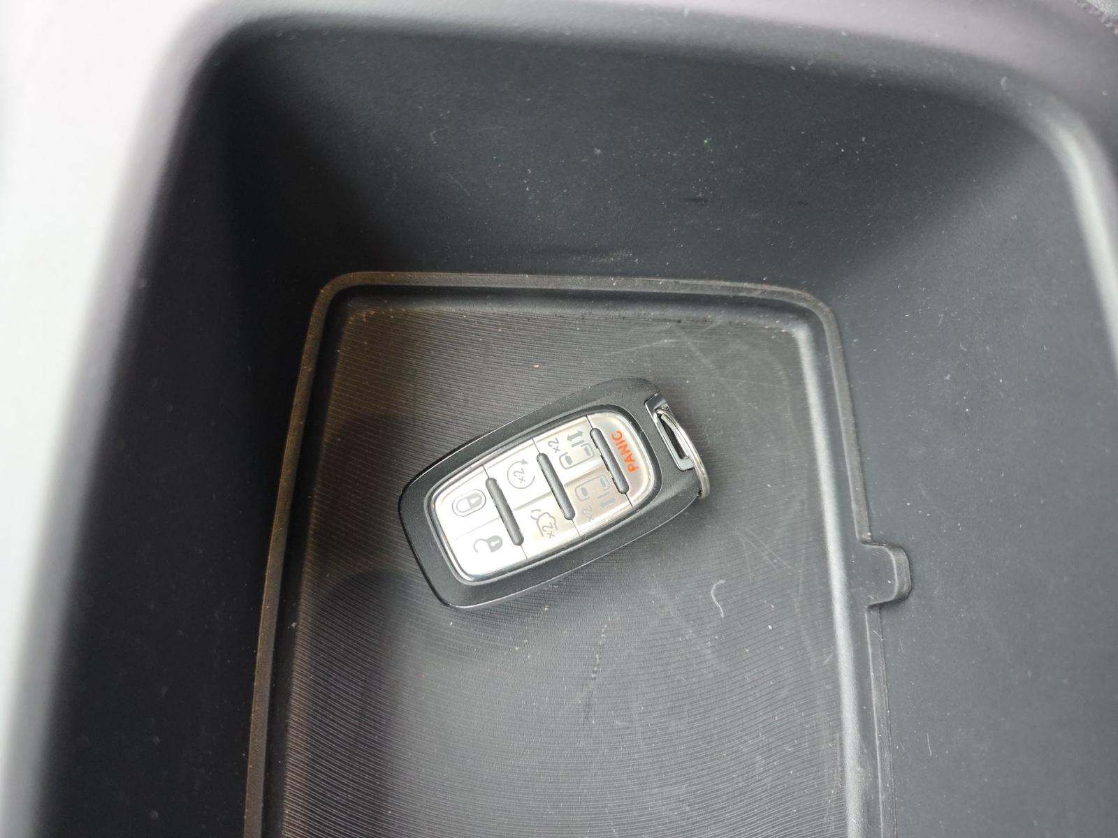 2025 Chrysler Pacifica Select FWD