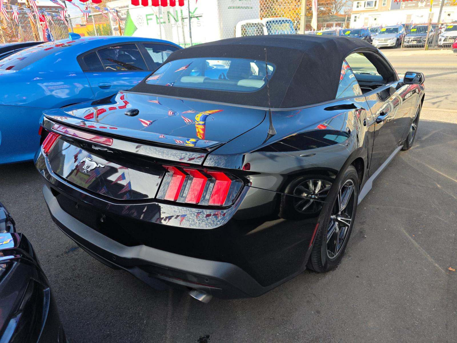 2024 Ford Mustang EcoBoost Premium RWD