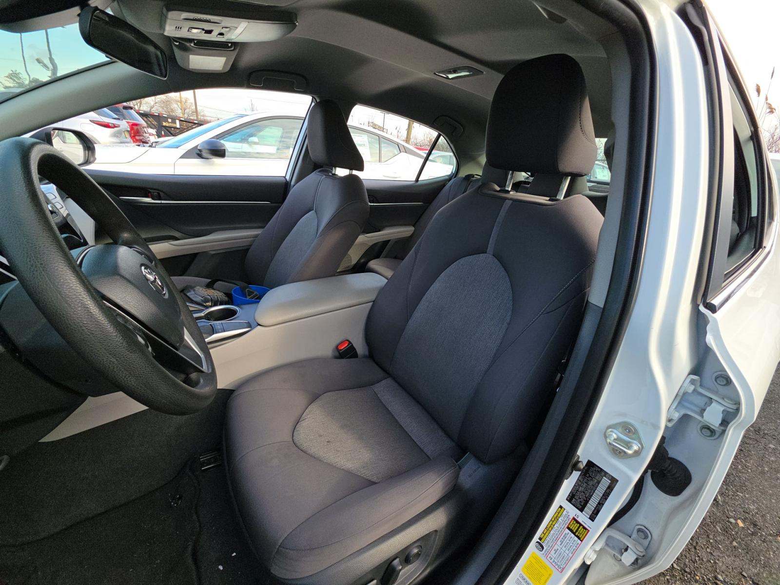 2023 Toyota Camry LE FWD