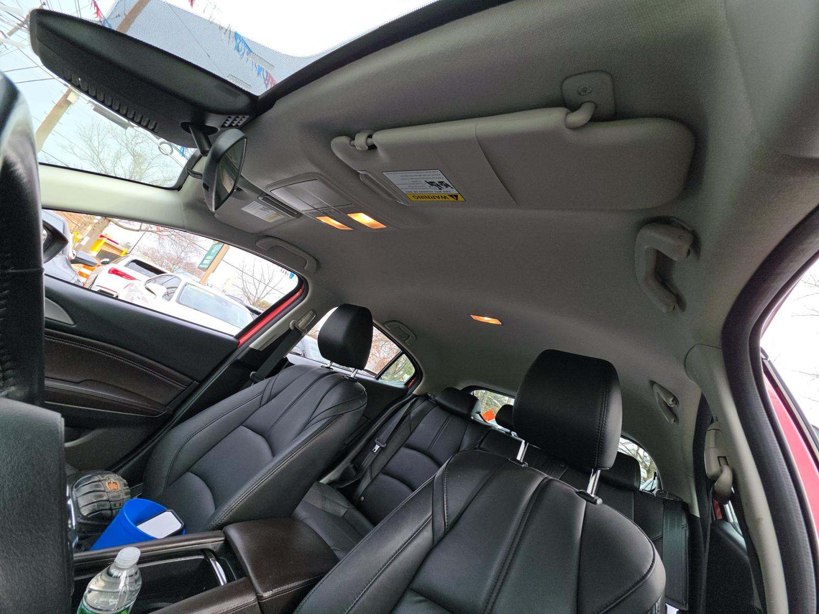 2018 MAZDA MAZDA3 Touring FWD