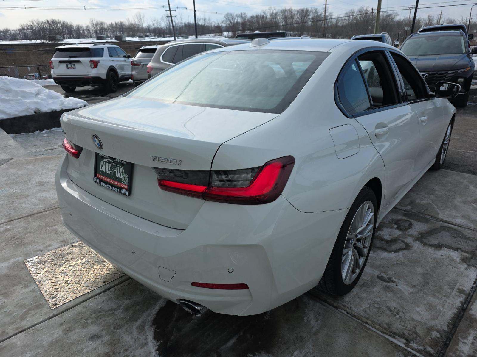 2023 BMW 3 Series 330i xDrive AWD