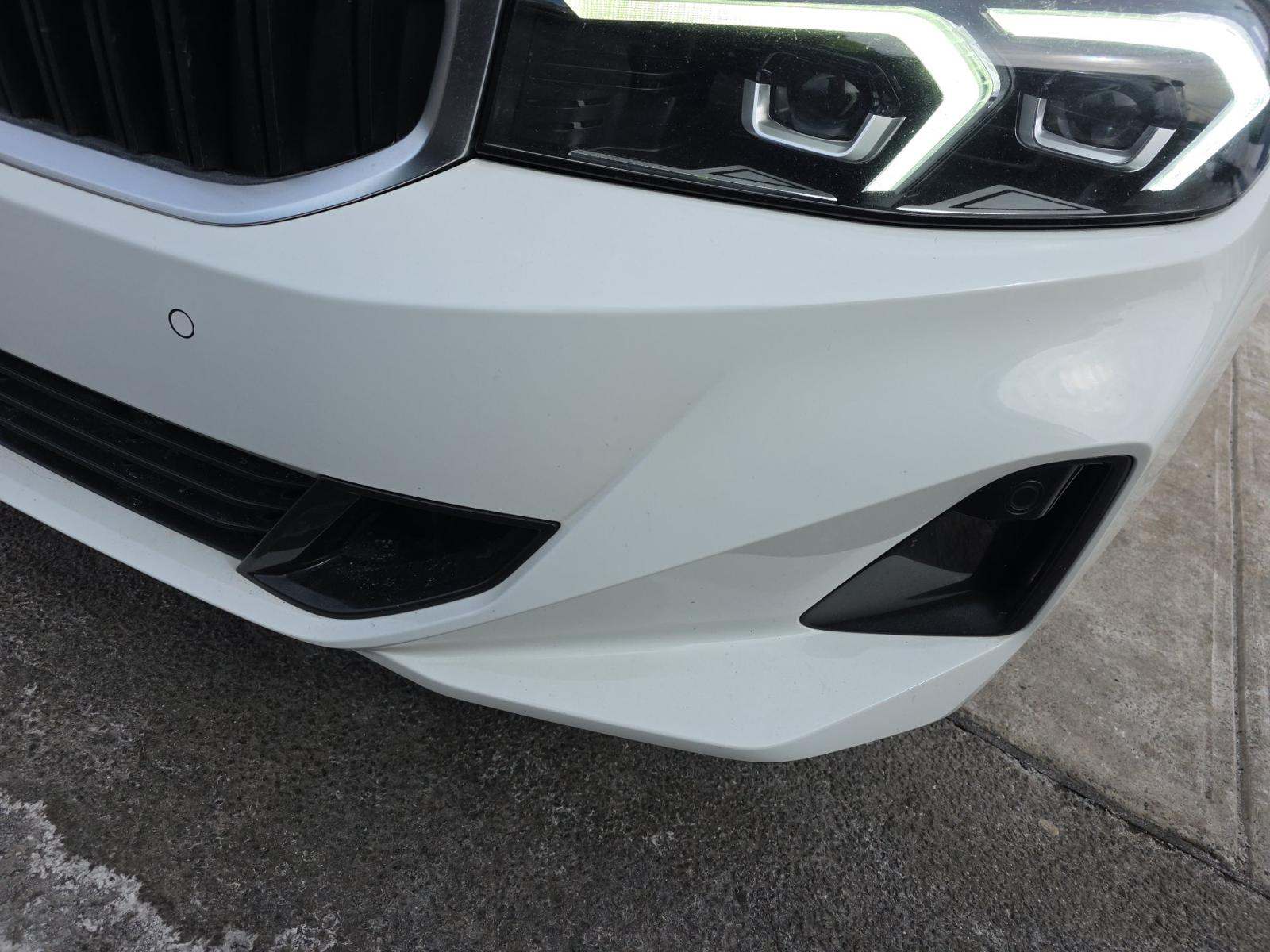 2023 BMW 3 Series 330i xDrive AWD